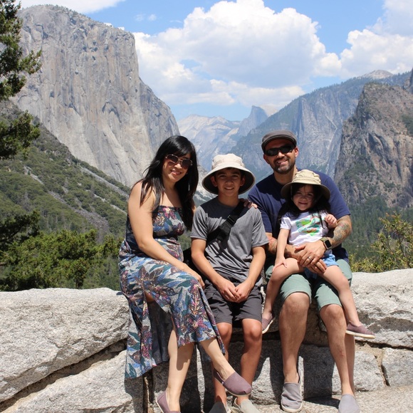 ❁ Hello, Lovely Poshers! - Picture 9 of 12